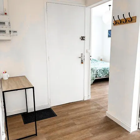 T4 Proche Plage&commodités, Vivez Nazaire! Appartamento *