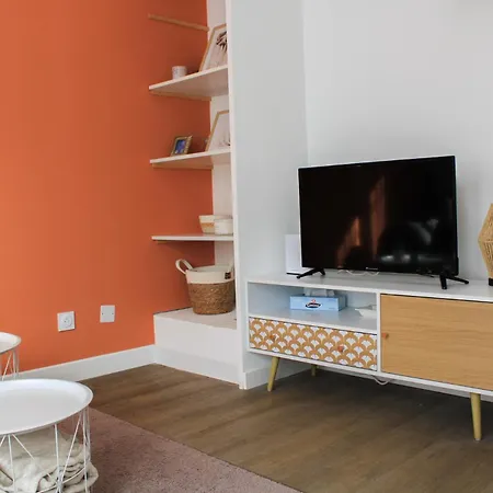 T4 Proche Plage&commodités, Vivez Nazaire! Appartamento *