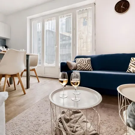 T4 Proche Plage&commodités, Vivez Nazaire! Appartamento *