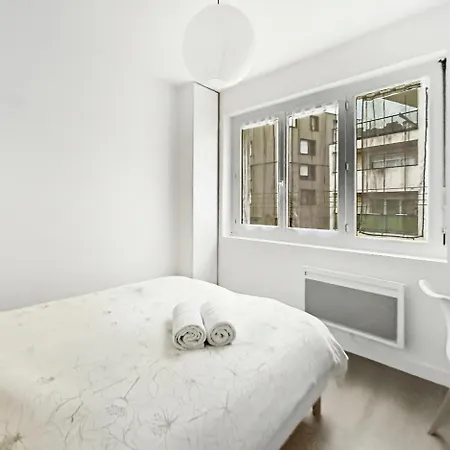 T4 Proche Plage&commodités, Vivez Nazaire! Appartamento *